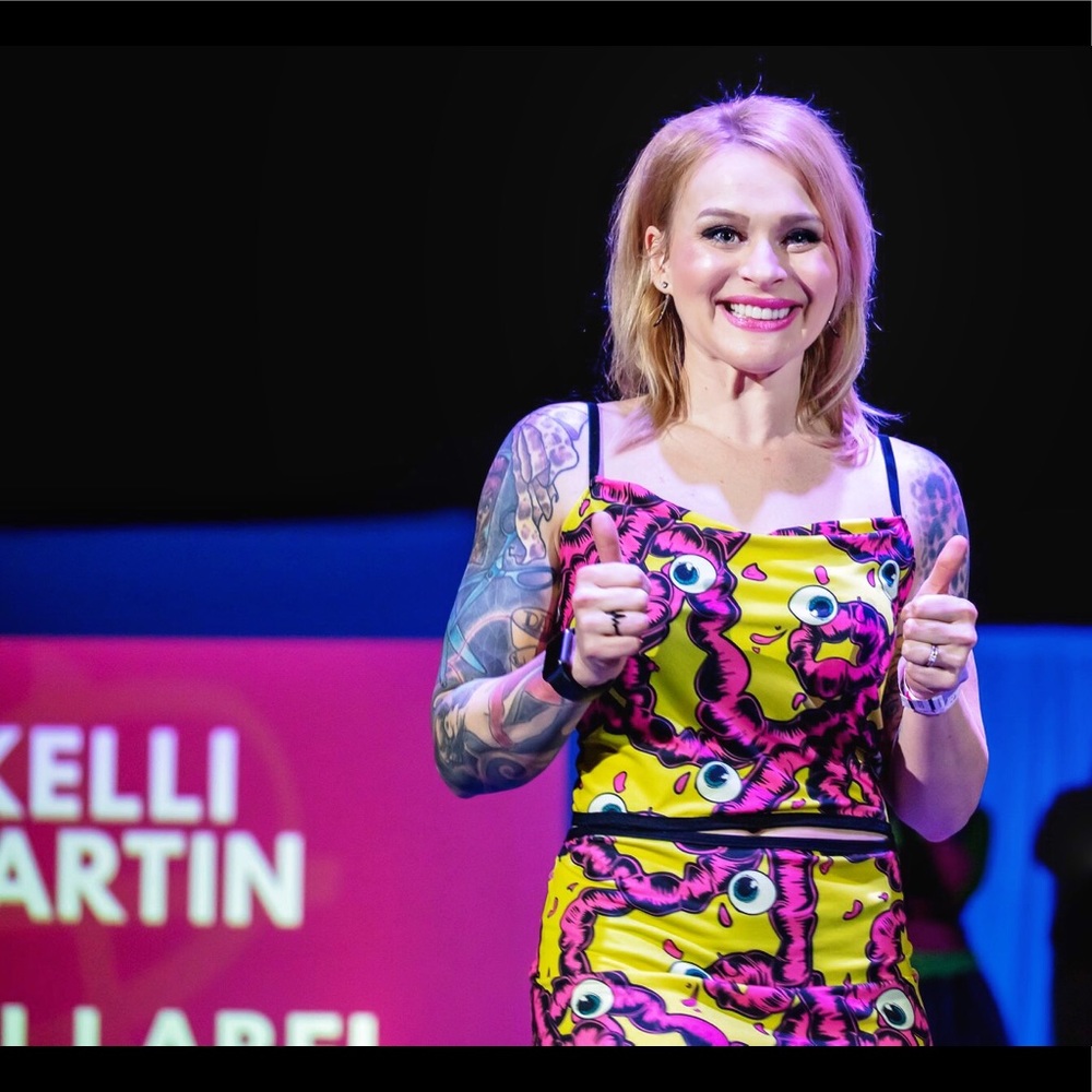 Meet your Posher, Kelli